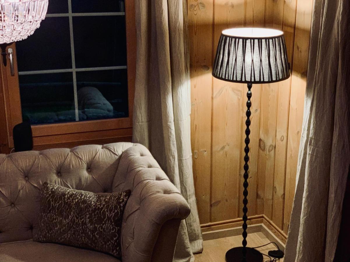Casa Pasch - Boutique Bed And Breakfast In Cumpadials 苏姆维特格 外观 照片