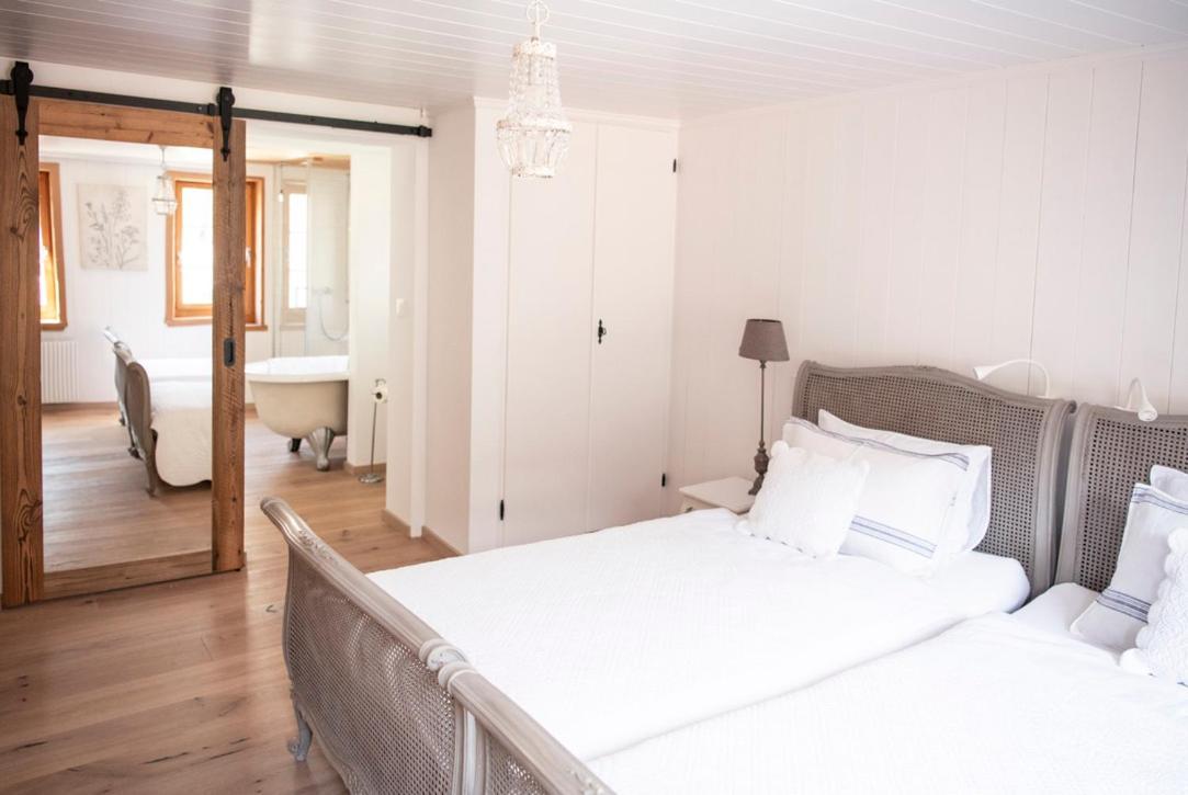 Casa Pasch - Boutique Bed And Breakfast In Cumpadials 苏姆维特格 外观 照片